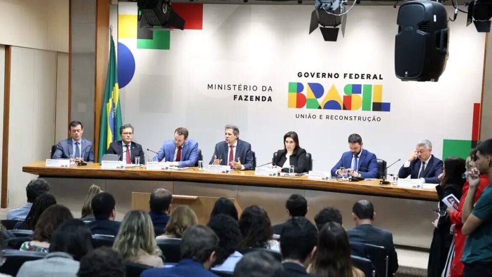 Aumento do IOF: chega de castigar quem produz