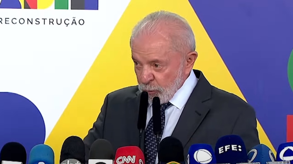 Lula alfineta Haddad e diz que nenhuma medida pode ser anunciada sem falar com o Congresso