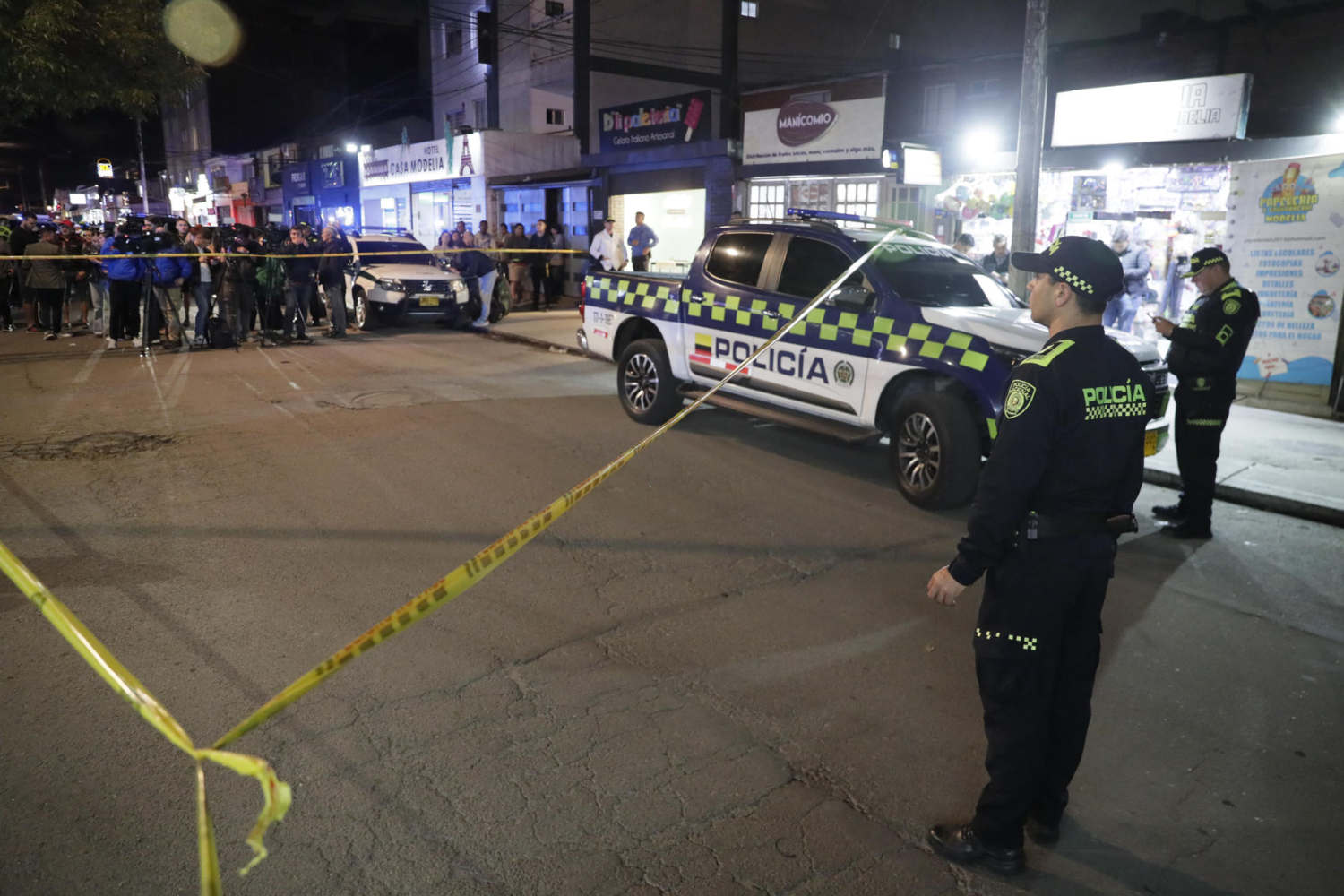 Polícia isola região do atentado sofrido por Miguel Uribe