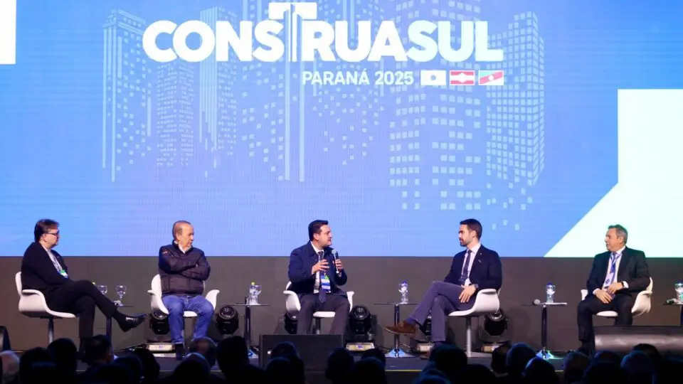 Governadores da região Sul em evento da construção civil