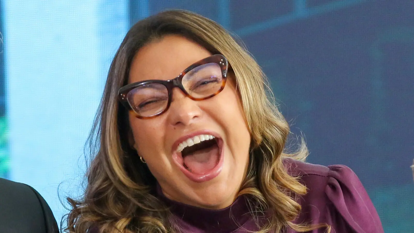 Janja: trabalho apresentado em 2011 erra até a data.