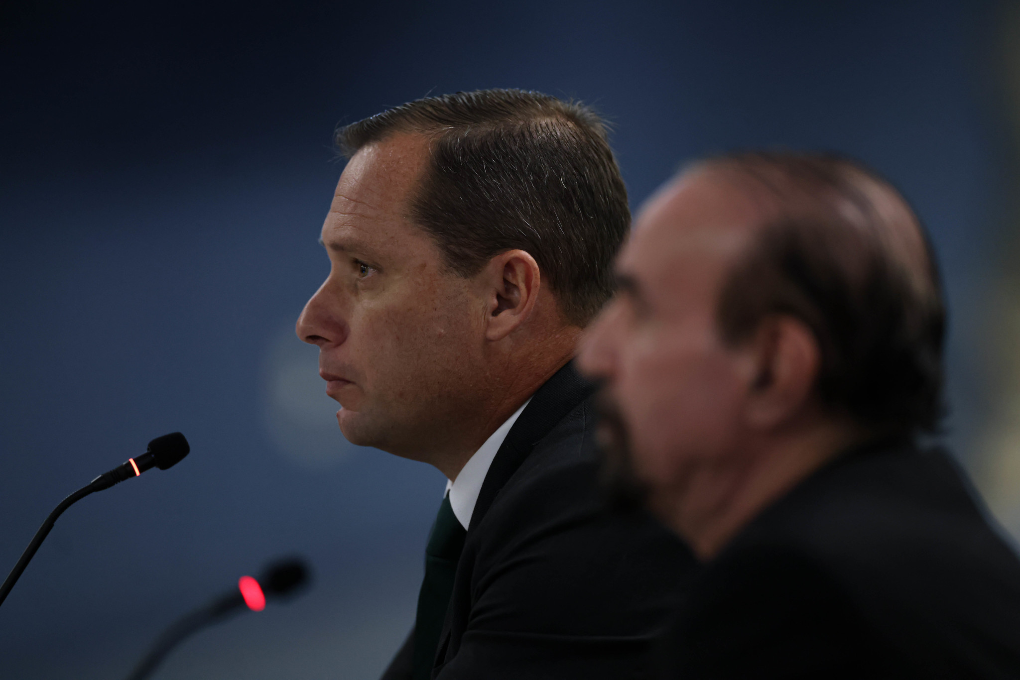 Moraes quer todas as mensagens e dados cadastrais do perfil no Instagram que supostamente era usado por Cid durante o processo de delação.