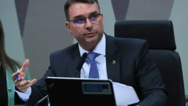 O senador acredita que Alexandre de Moraes criou uma nova modalidade de encarceramento