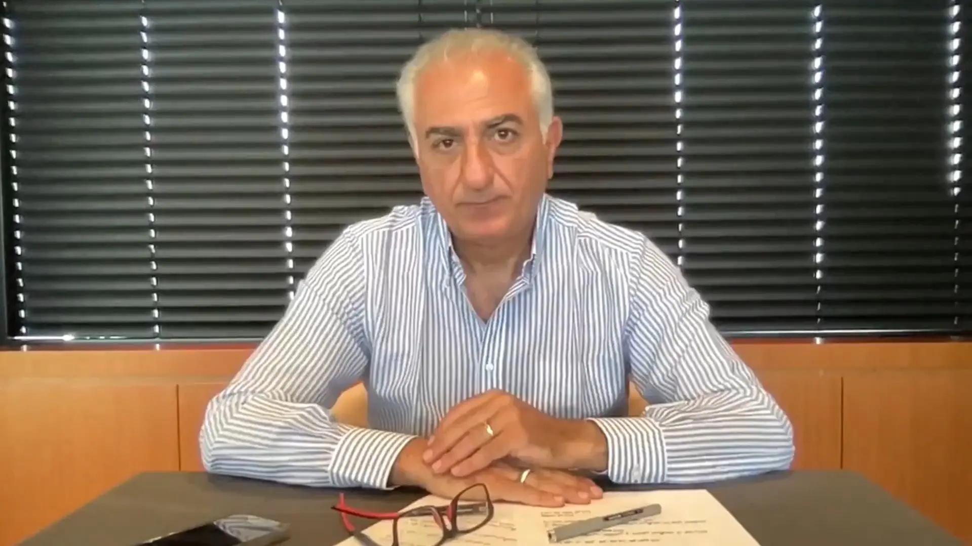 Reza Pahlavi, ex-príncipe herdeiro do Irã: "A solução definitiva é uma mudança de regime"
