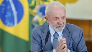 Lula gravou entrevista para o podcast Mano a Mano, do rapper Mano Brown, neste domingo (15)