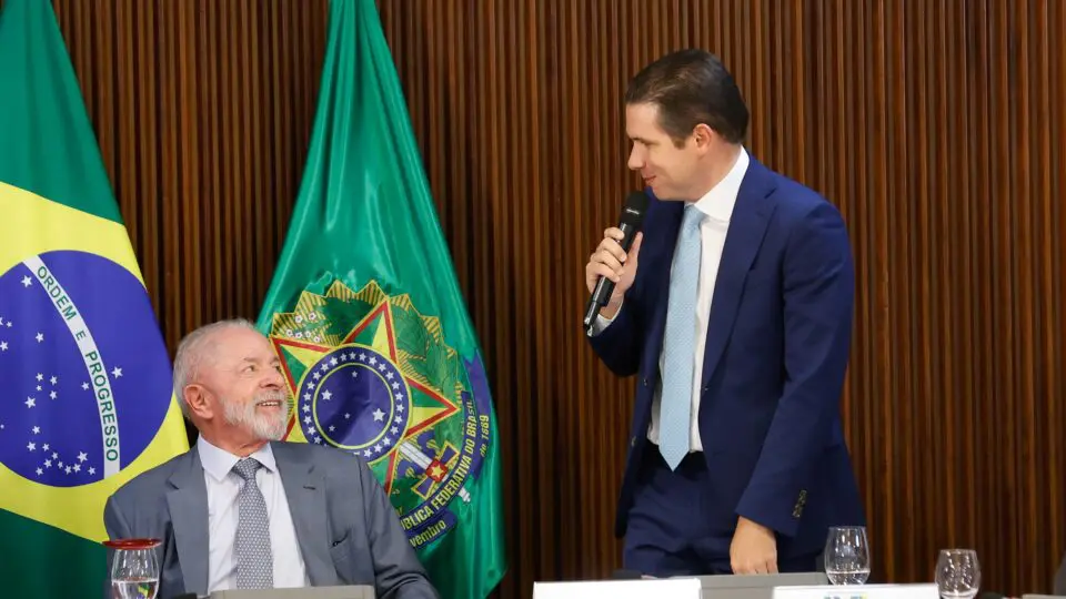 Lula Hugo Motta base aliada