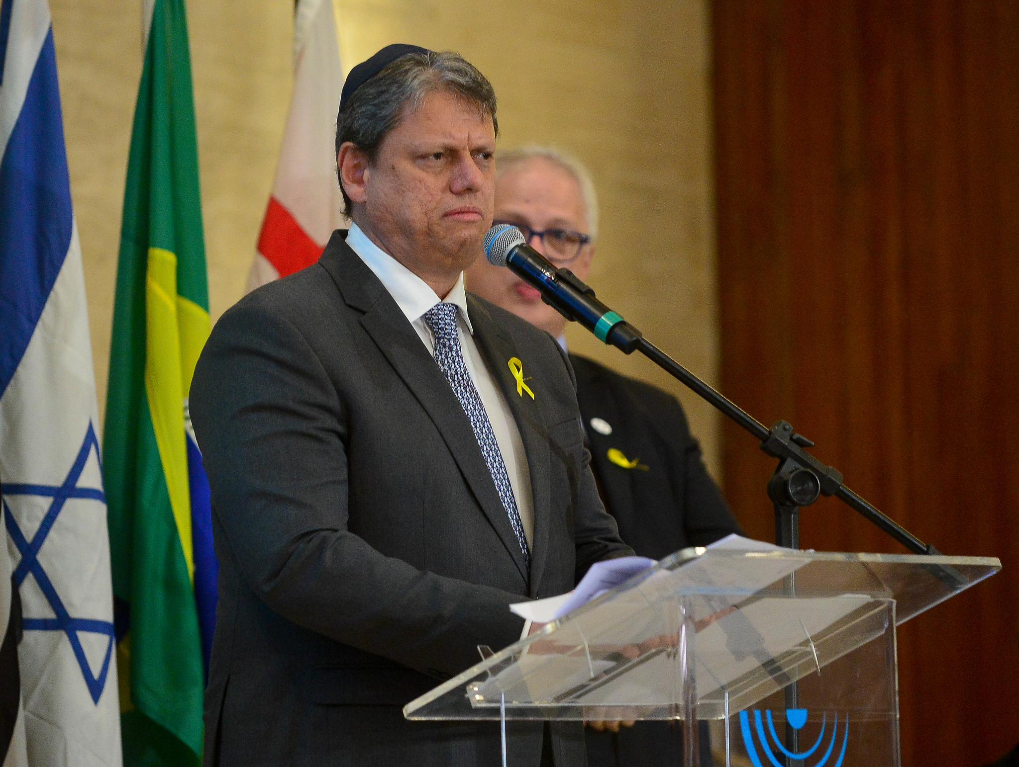 Oposição a Tarcísio, Psol quer proibir contratos com fornecedores de Israel.