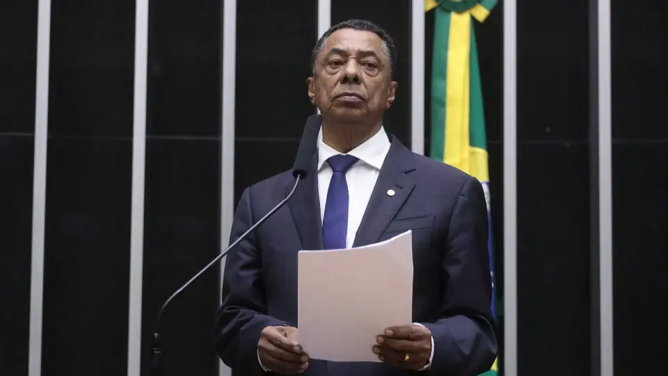 damião feliciano projeto aumento numero deputados