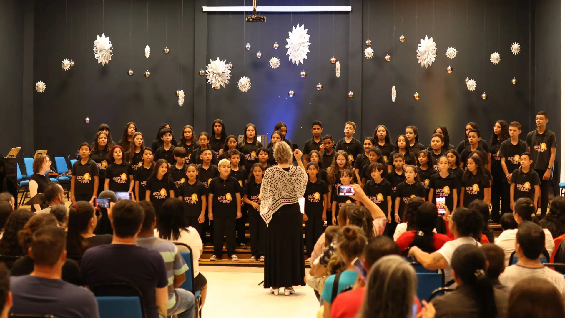 Projeto de musicalização infantil, da Associação Beneficente São Roque, em Piraquara, tem apoio do BRDE.
