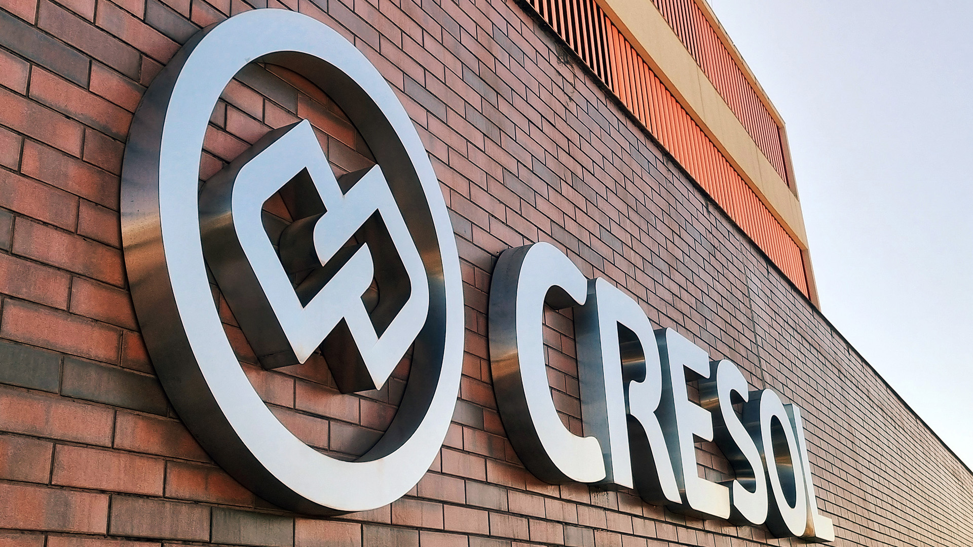 O crescimento da Cresol ganhou ritmo acelerado especialmente na última década: o número de cooperados aumentou em 225%.