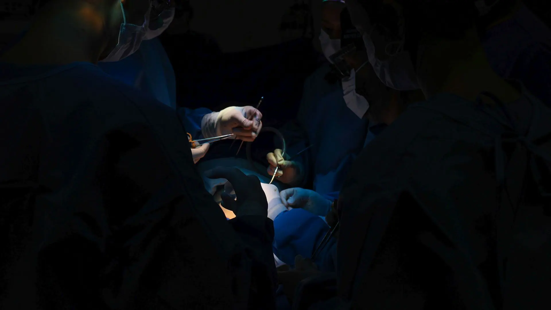 Com melhora na infraestrutura dos hospitais, mais leitos de UTI e aumento do valor pago por cirurgias, governo de Santa Catarina reduz filas para procedimentos cirúrgicos no estado.