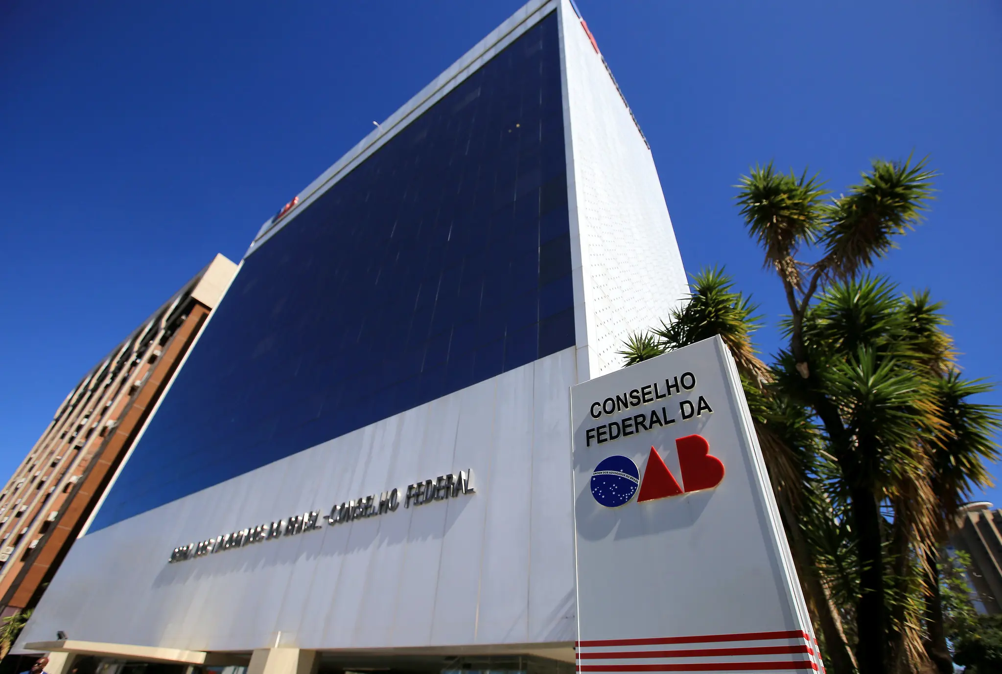 OAB proíbe inscrição de candidatos condenados por crime de racismo