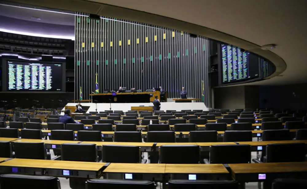 projeto aumento numero deputados plenario