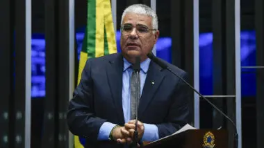 “Para trazer corrupta do Peru pode”, diz Girão ao cobrar que governo traga corpo de jovem morta na Indonésia