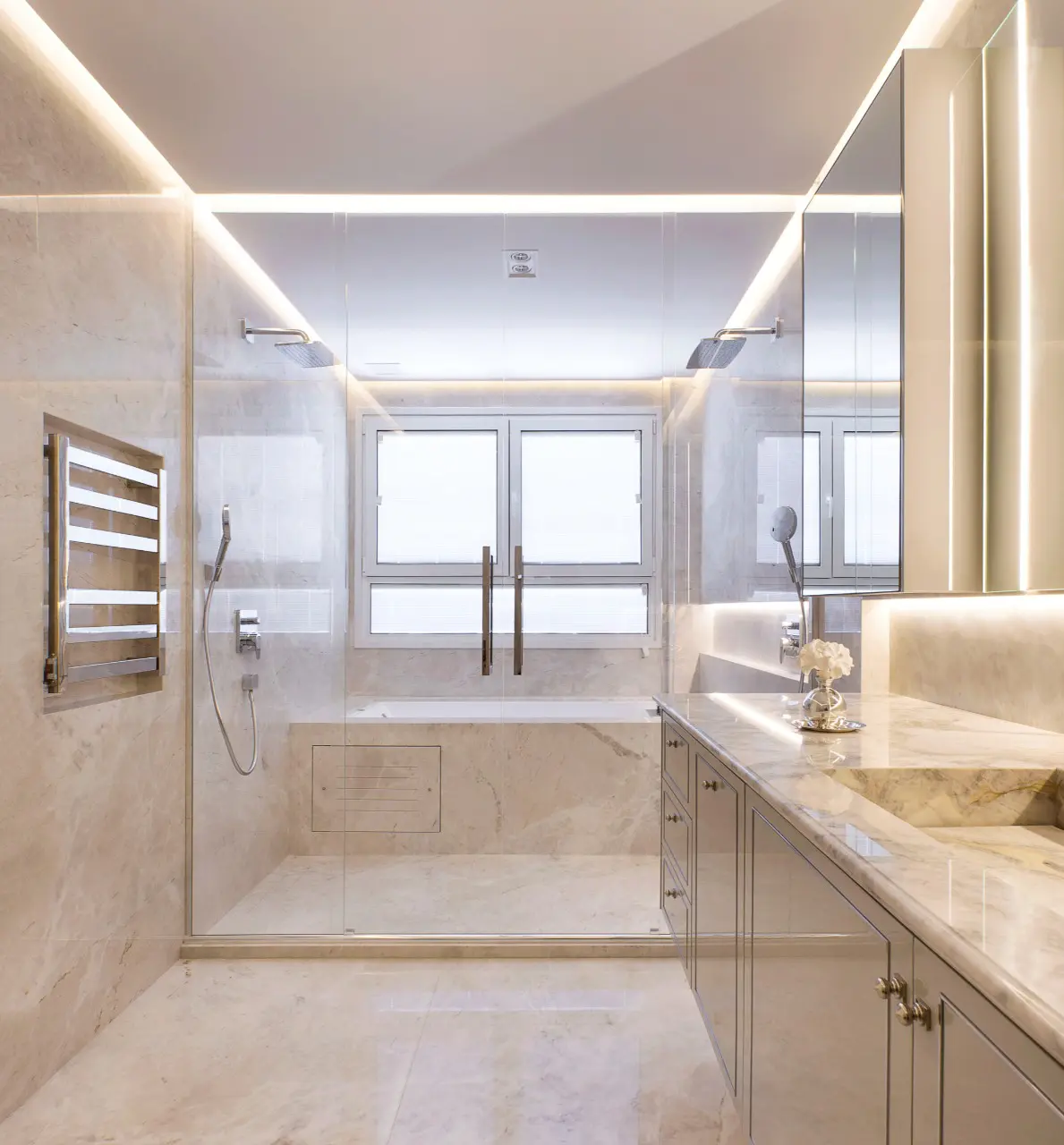 O PR Grupo Paraná se consolidou como referência no setor, fornecendo chapas de mármore e de granito que valorizam ambientes residenciais e comerciais