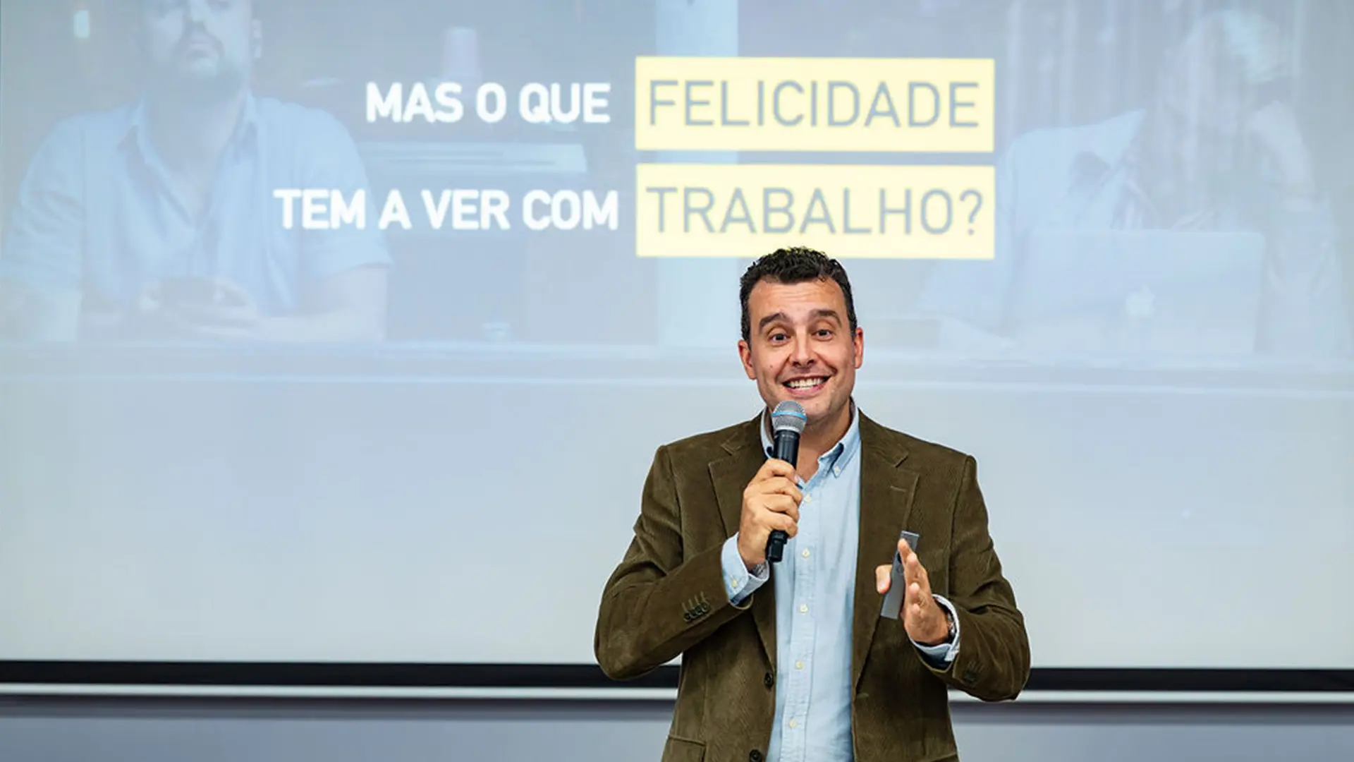 “Quando um colaborador volta para casa 
emocionalmente esgotado, ele não consegue estar presente para os filhos, para a família. Isso gera um ciclo de esgotamento que ultrapassa os muros da empresa”
