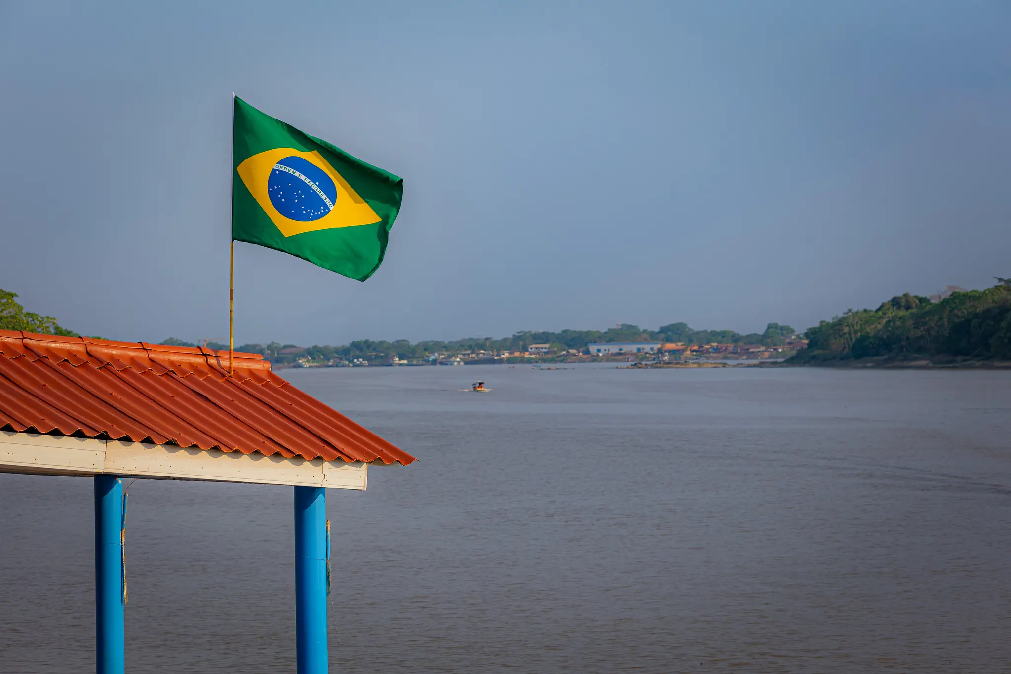 Ponte rio Mamoré, em Guajará-Mirim, entre o Brasil e a Bolívia.