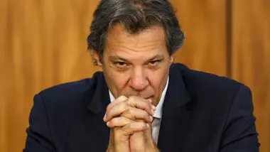 Ministro Fernando Haddad afirmou que governo deve ir ao STF se AGU entender que derrubada do IOF pelo Congresso é inconstitucional