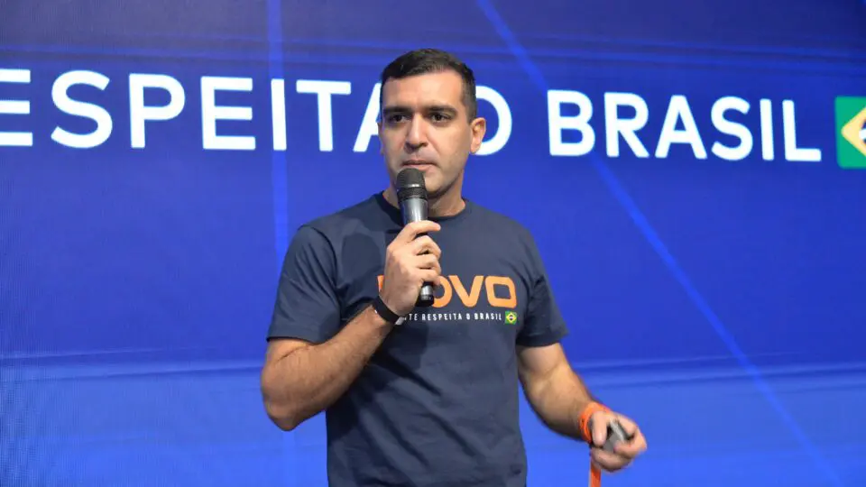 Presidente do Partido Novo, Eduardo Ribeiro, diz que impeachment de Alexandre de Moraes será bandeira nas eleições.