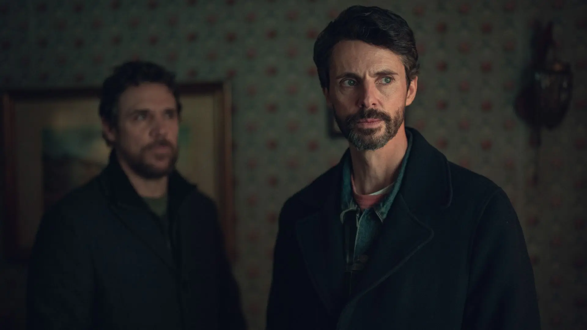 Série da Netflix adapta romance do dinamarquês Justin Adler-Olsen