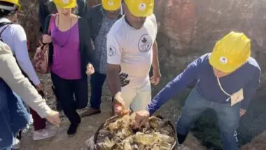 Turismo imersivo, com visita a garimpos e experiência em lapidação é a aposta de Cristalina.