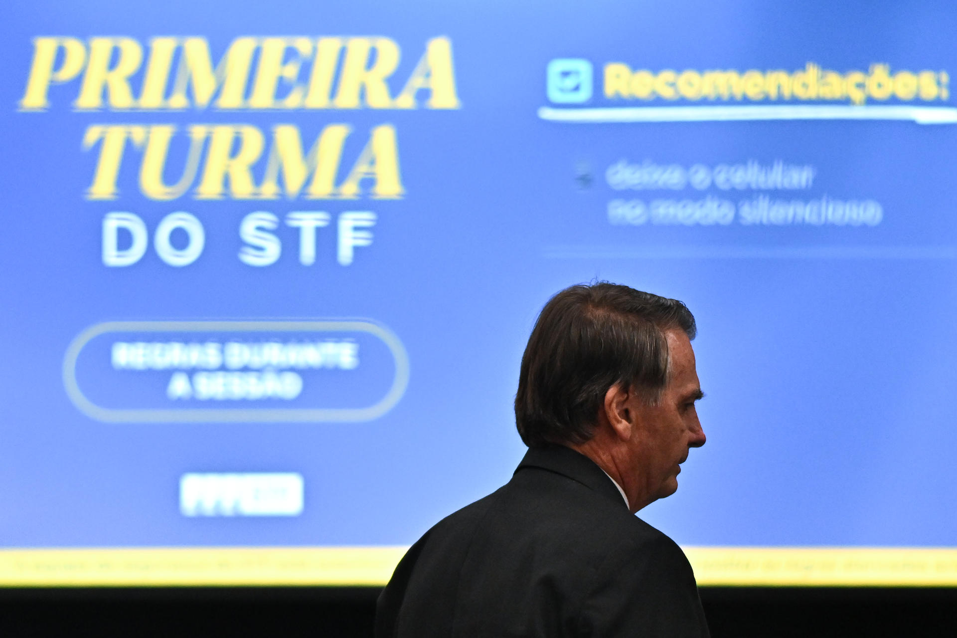 Aliados do ex-presidente cobram de governadores da direita uma oposição incisiva em relação ao STF.