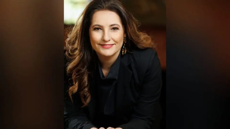 Maria Amélia Cassiana Mastrorosa Vianna, advogada coautora do conteúdo, destaca a importância do crédito rural como ferramenta de desenvolvimento sustentável para produtores de todos os portes.