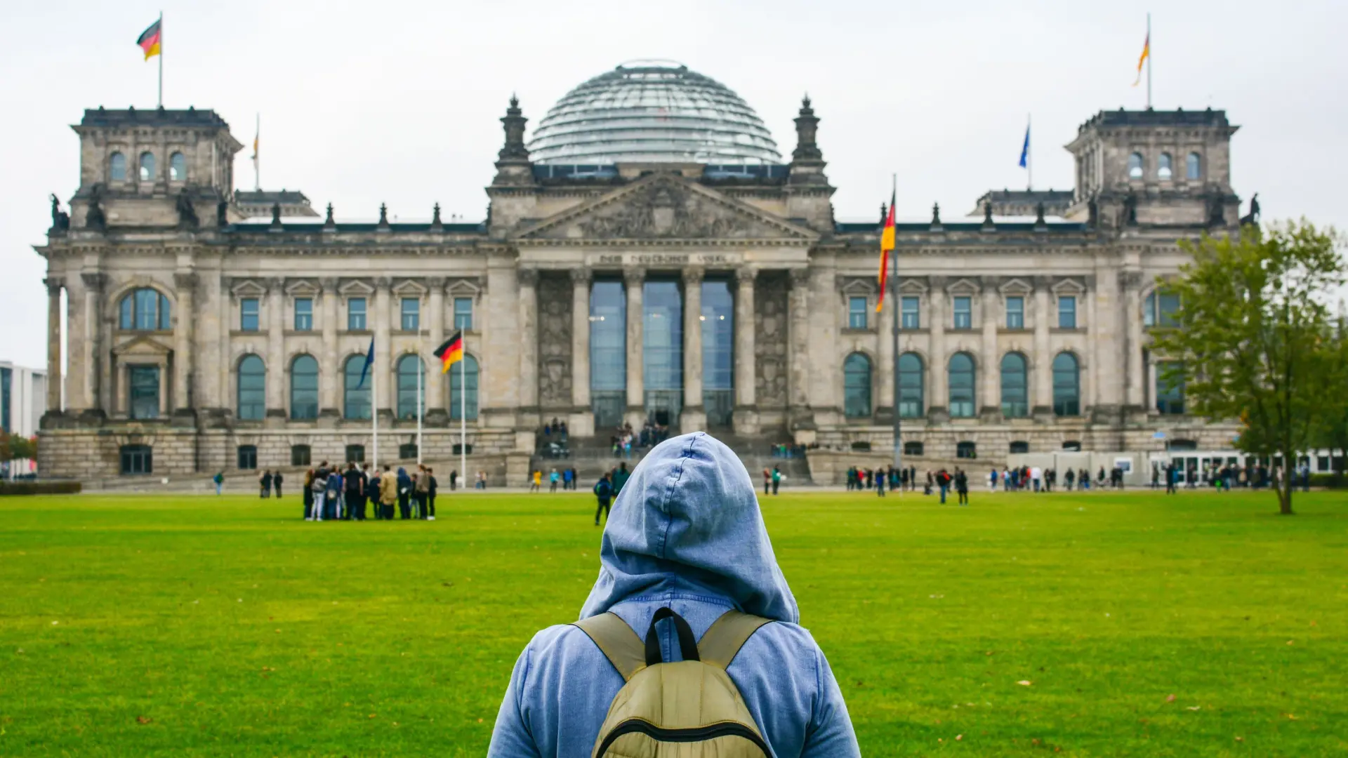 Com dupla cidadania, brasileiros ganham liberdade para estudar e trabalhar em qualquer país da União Europeia