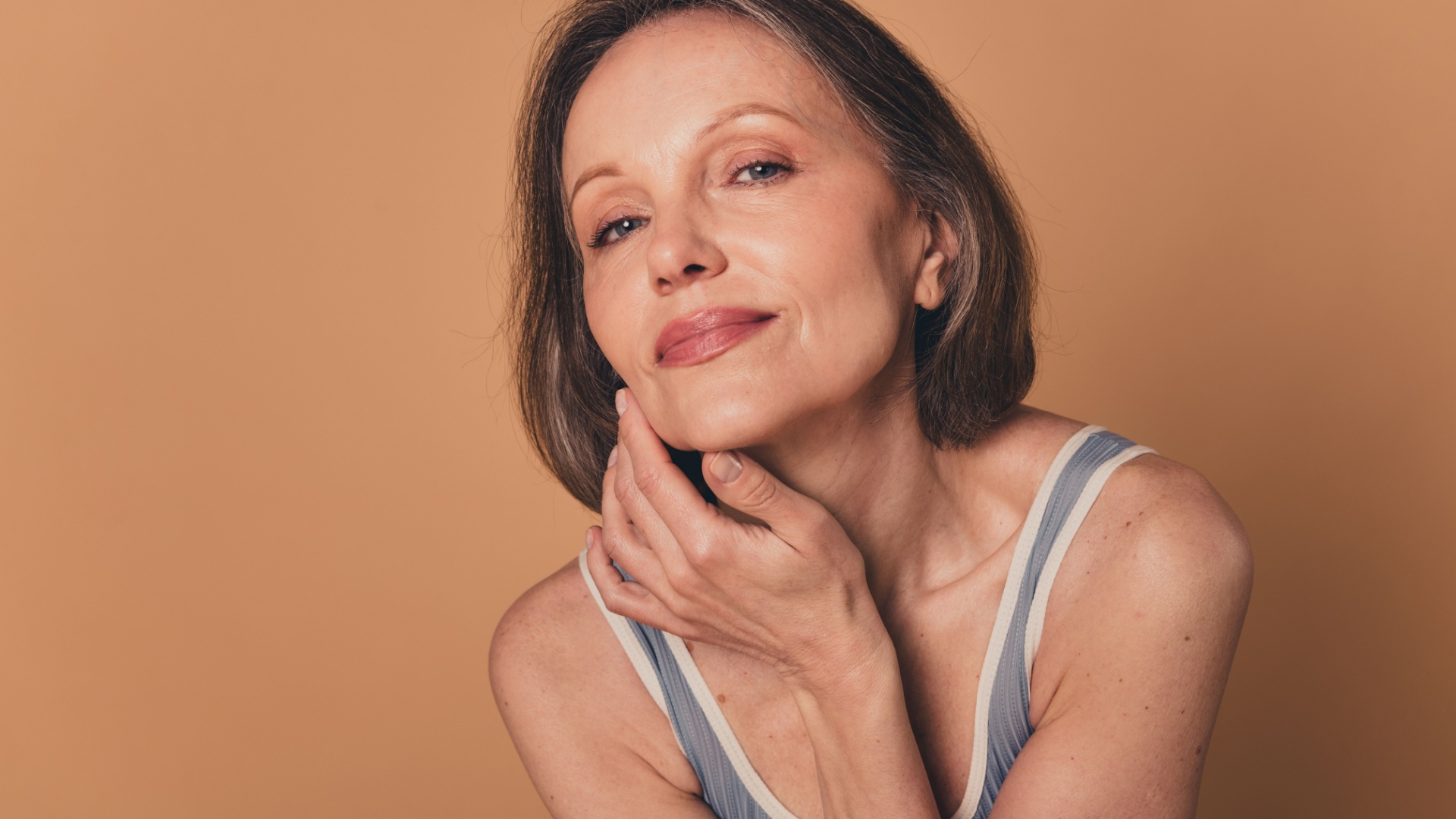 Beleza, autenticidade e protagonismo: mulheres 40+ ganham cada vez mais espaço na moda e na publicidade