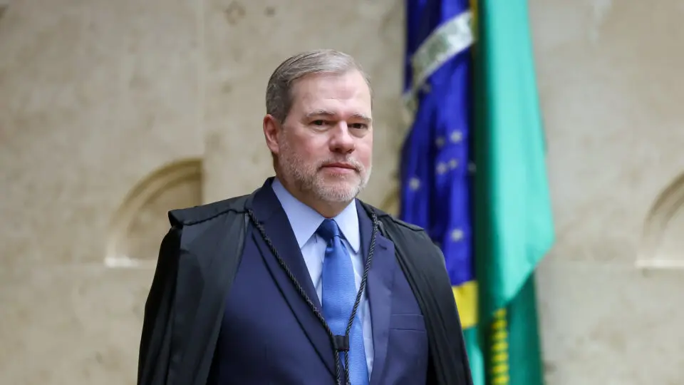 Toffoli aprova plano para ressarcir vítimas de fraude no INSS com gastos fora da meta