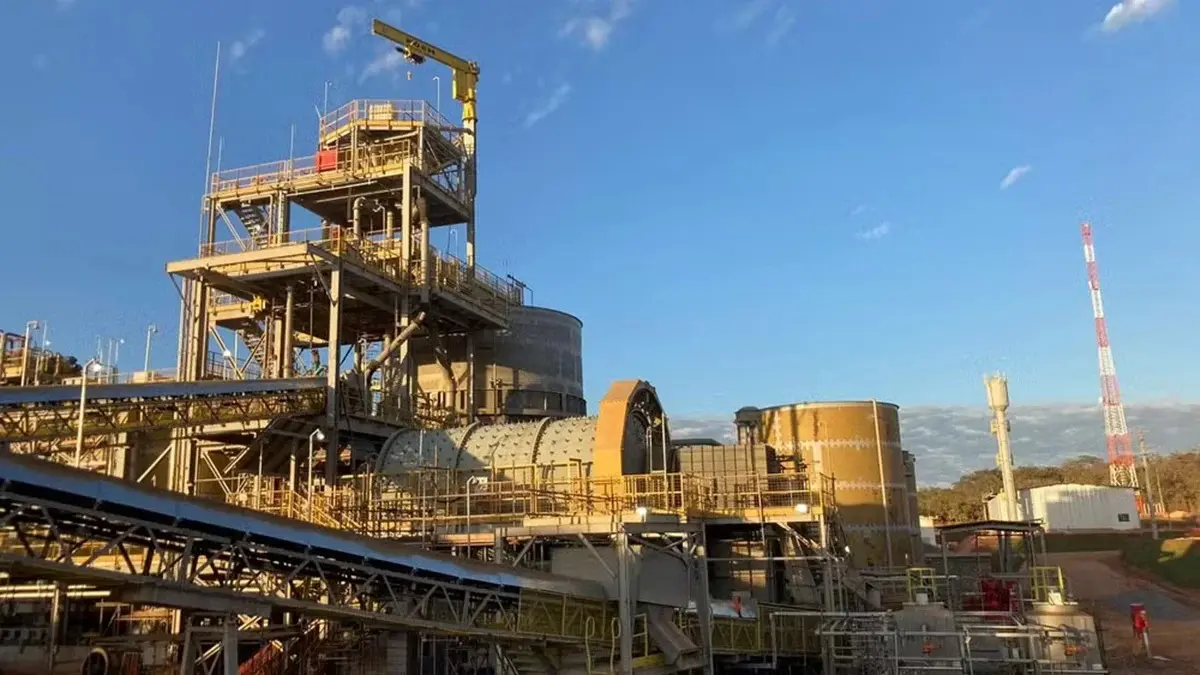 Canadense Aura Minerals investe US$ 76 milhões na aquisição de Serra Grande, em Crixás.