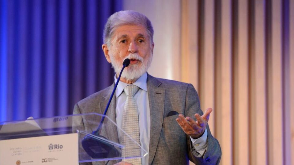 Celso Amorim: Investigação dos EUA é ‘Negociação com Revólver na Cabeça’