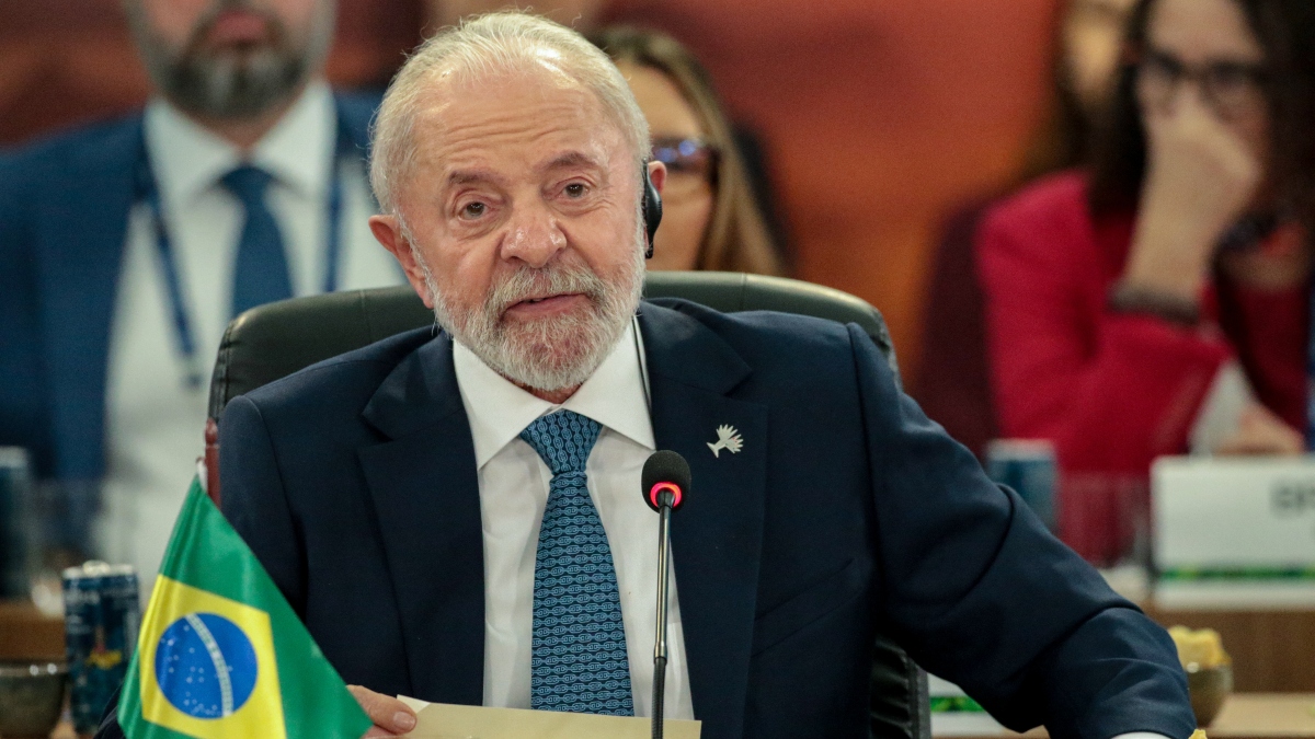 Presidente afirmou que Trump não pode dar &#8220;palpite&#8221; na vida dos brasileiros, e que país é soberano.