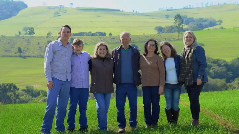 Osmar Rati envolve filhas e netos nos negócios da família para garantir o futuro da propriedade.