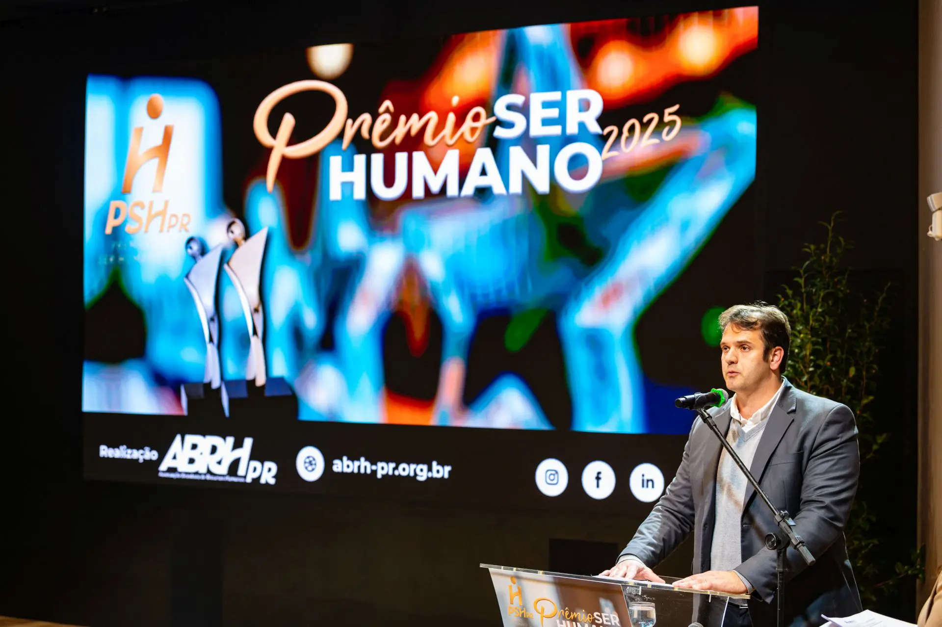 Rafael Delgado, representando o superintendente do IEL, Alessandro Castro: “Investimento no futuro”.