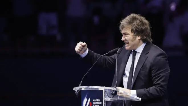 Milei avança com agenda de desregulamentação na Argentina