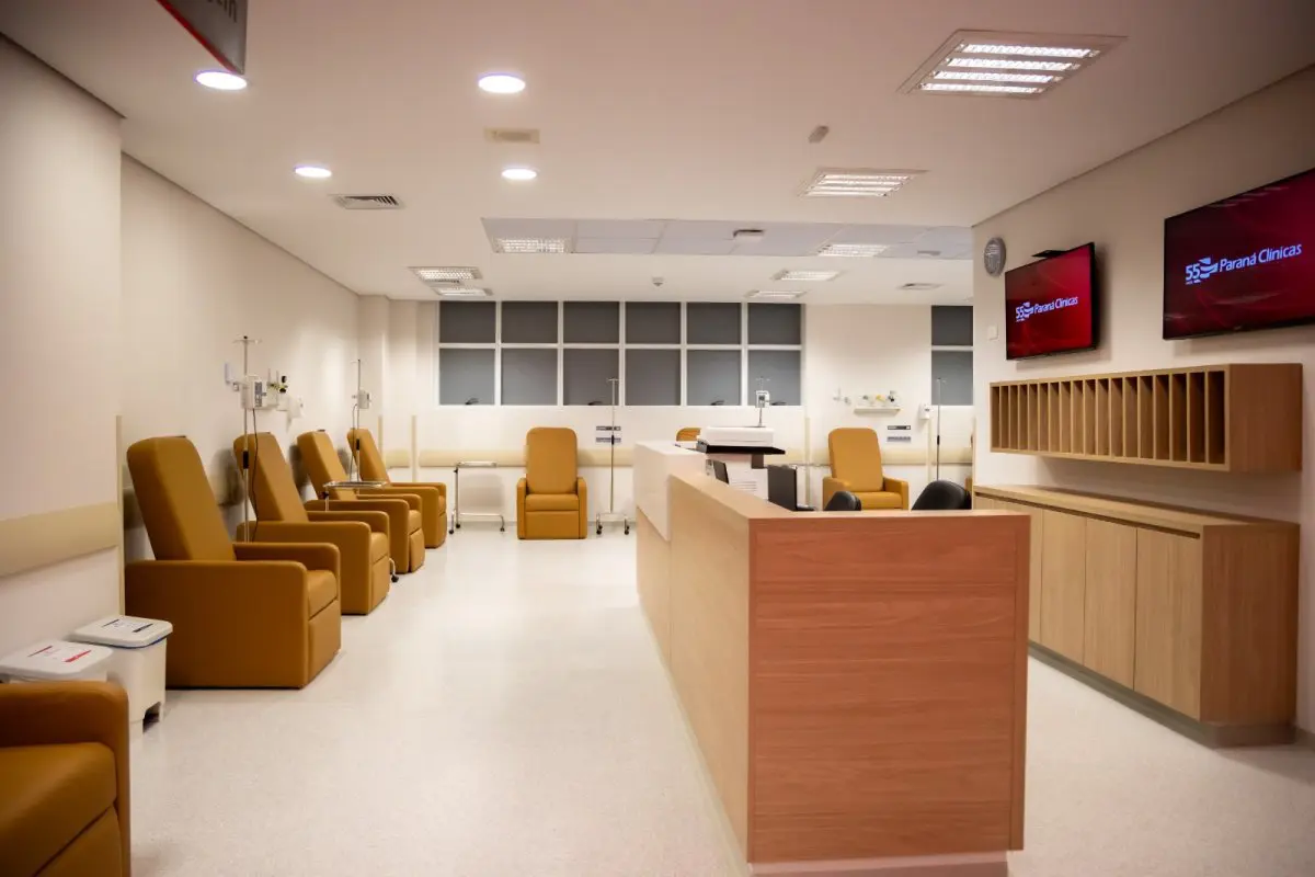 Paraná Clínicas