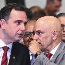 O ministro Alexandre de Moraes esteve presente em momentos-chave do projeto do novo Código Civil de Rodrigo Pacheco. Imagem referente a matéria