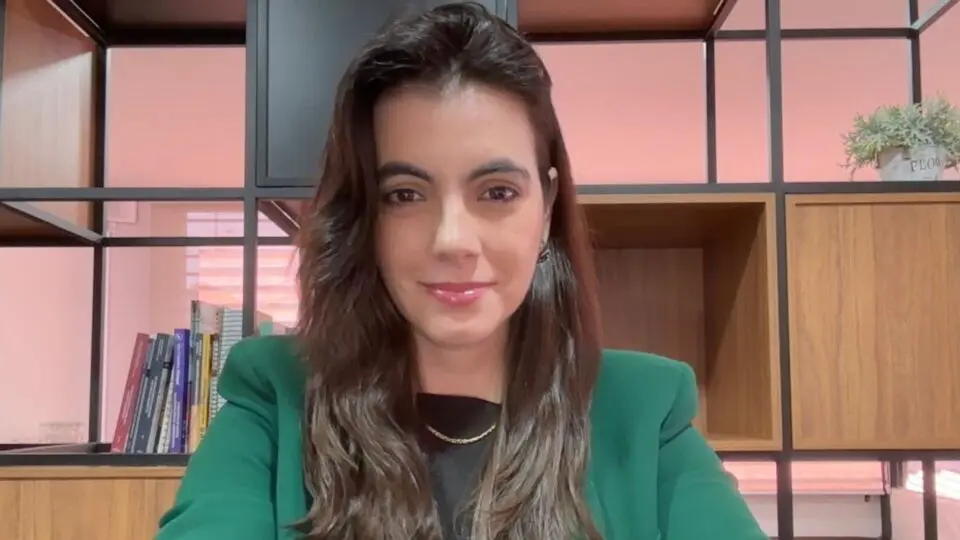 Aline Vasconcelos Barros oficiala do Registro de Imóveis de Sertanópolis/PR: "Um desfecho de sucesso num processo de Reurb só é possível quando há um ambiente de coparticipação entre o Poder Público e o Registro de Imóveis”.