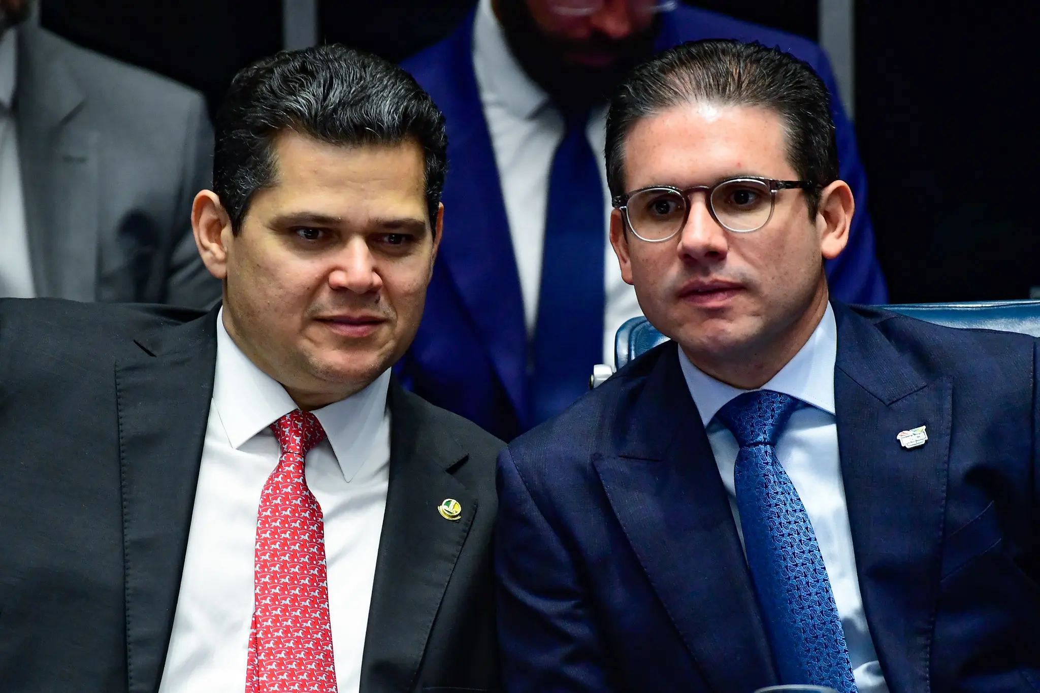 Motta e Alcolumbre pedem reação diplomática e ignoram críticas de Trump ao STF