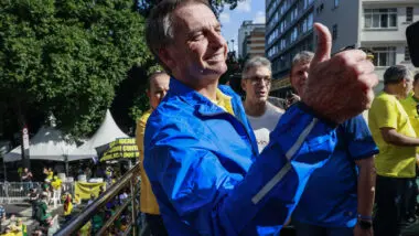 Bolsonaro lidera pesquisa eleitoral no Paraná para presidente