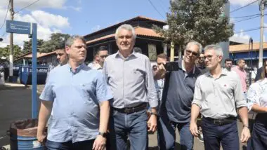 Governadores recuam após tomar lado de Trump