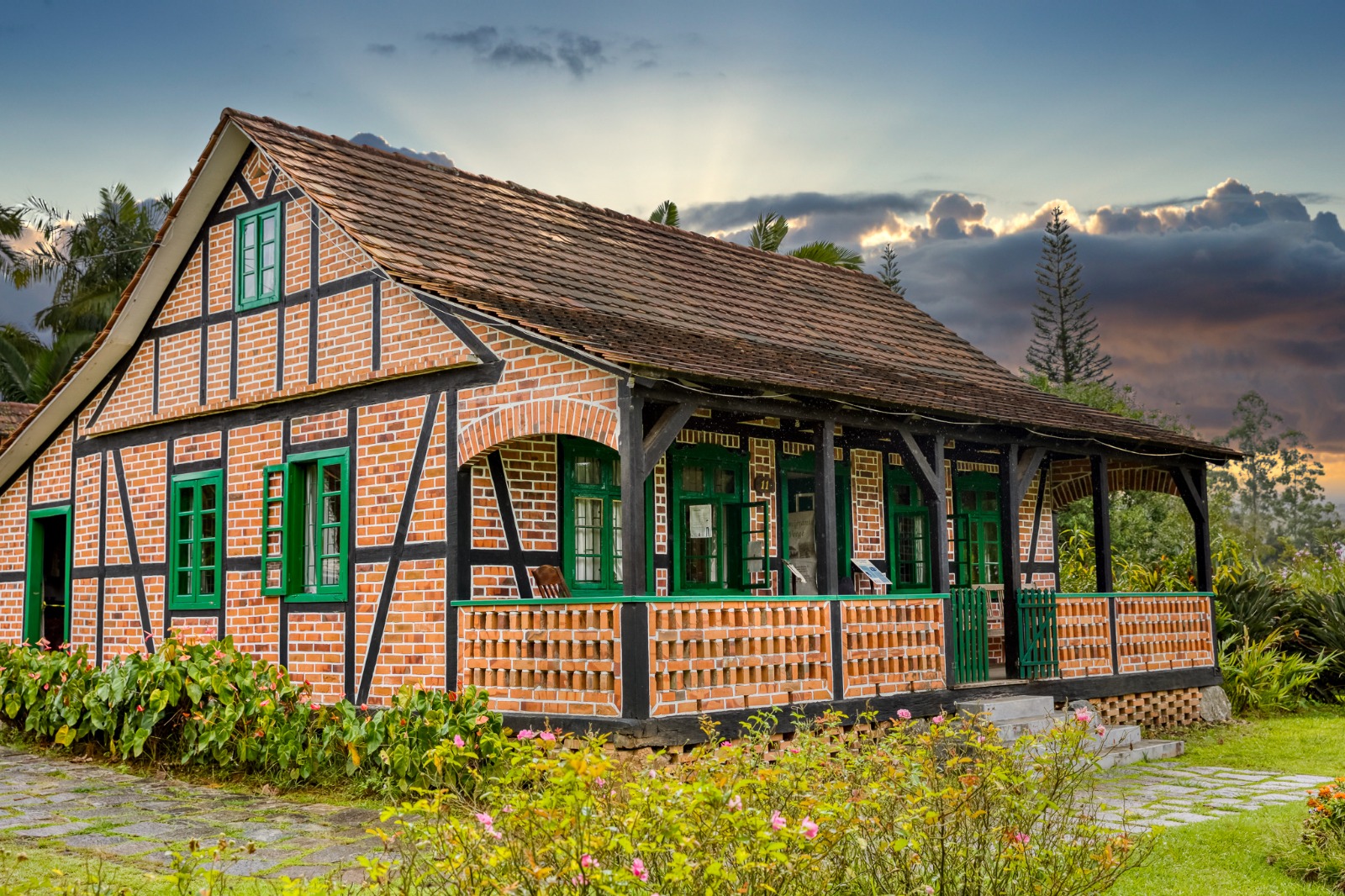 Mais de 70% dos brasileiros que pretendem viajar nas férias de inverno escolheram destinos dentro do país.