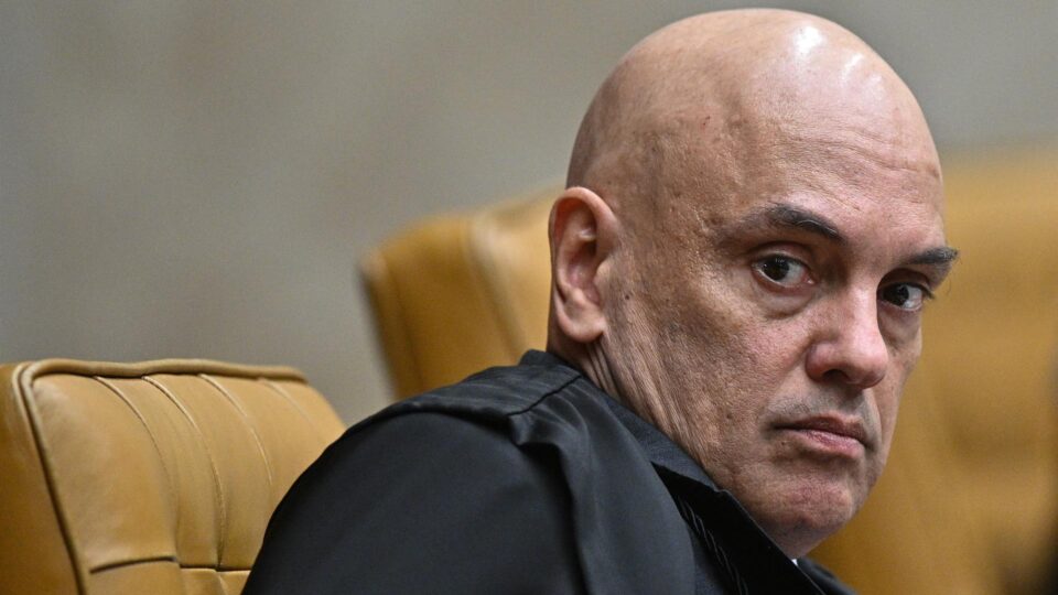 O que as tarifas do Trump revelam sobre a democracia do Brasil?