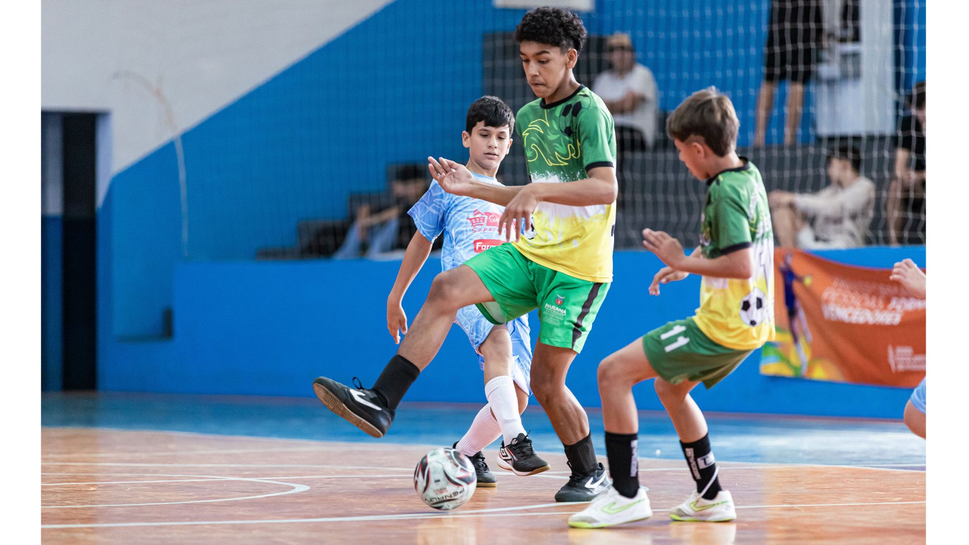 Final dos Jogos Escolares do Paraná 2025 acontece em diversos espaços públicos de Foz do Iguaçu, como ginásios, quadras, pistas e centros especializados, mobilizando toda a estrutura de esporte e lazer do município.