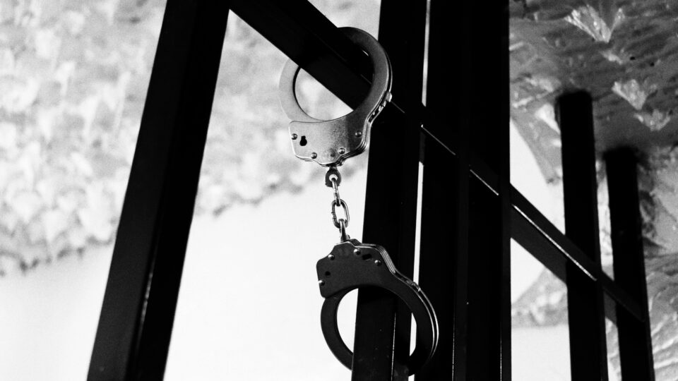 Crime de adulto, pena de adulto: devemos discutir a maioridade penal
