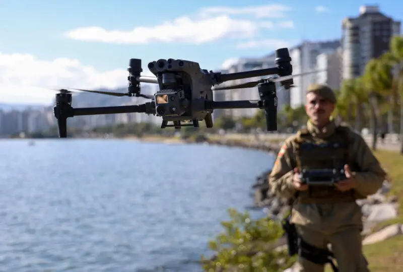 Drones com reconhecimento facial serão utilizados na segurança da festa de aniversário de Balneário Camboriú.