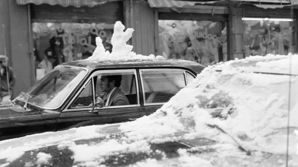 Neve em Curitiba em 1975, ano da geada negra