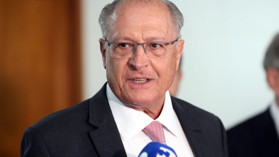 Alckmin rebate investigação dos EUA e diz que Pix é um sucesso