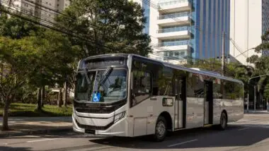 Ônibus Mercedes-Benz